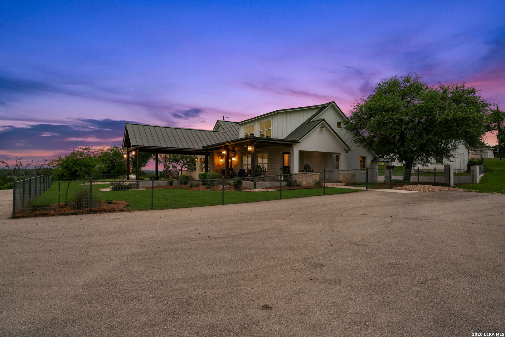 2825 Ammann Road Bulverde, TX 78163 - Photo 4 of 43