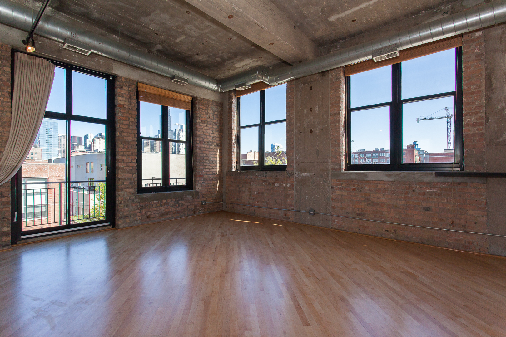 215 North Aberdeen Street, Unit 405A Chicago, IL 60607 - Photo 2 of 16