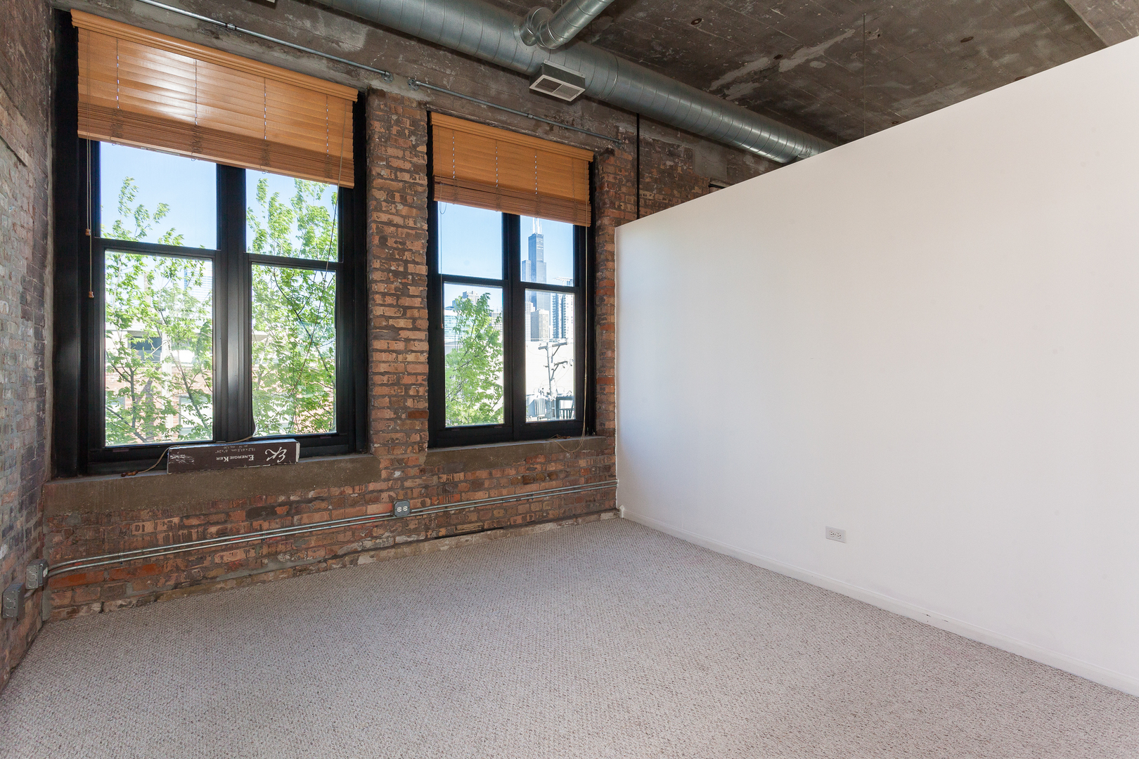 215 North Aberdeen Street, Unit 405A Chicago, IL 60607 - Photo 11 of 16