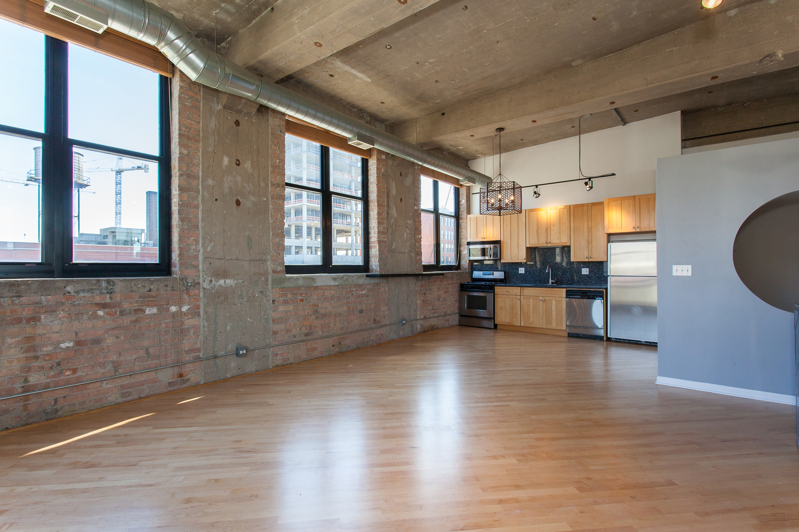 215 North Aberdeen Street, Unit 405A Chicago, IL 60607 - Photo 4 of 16