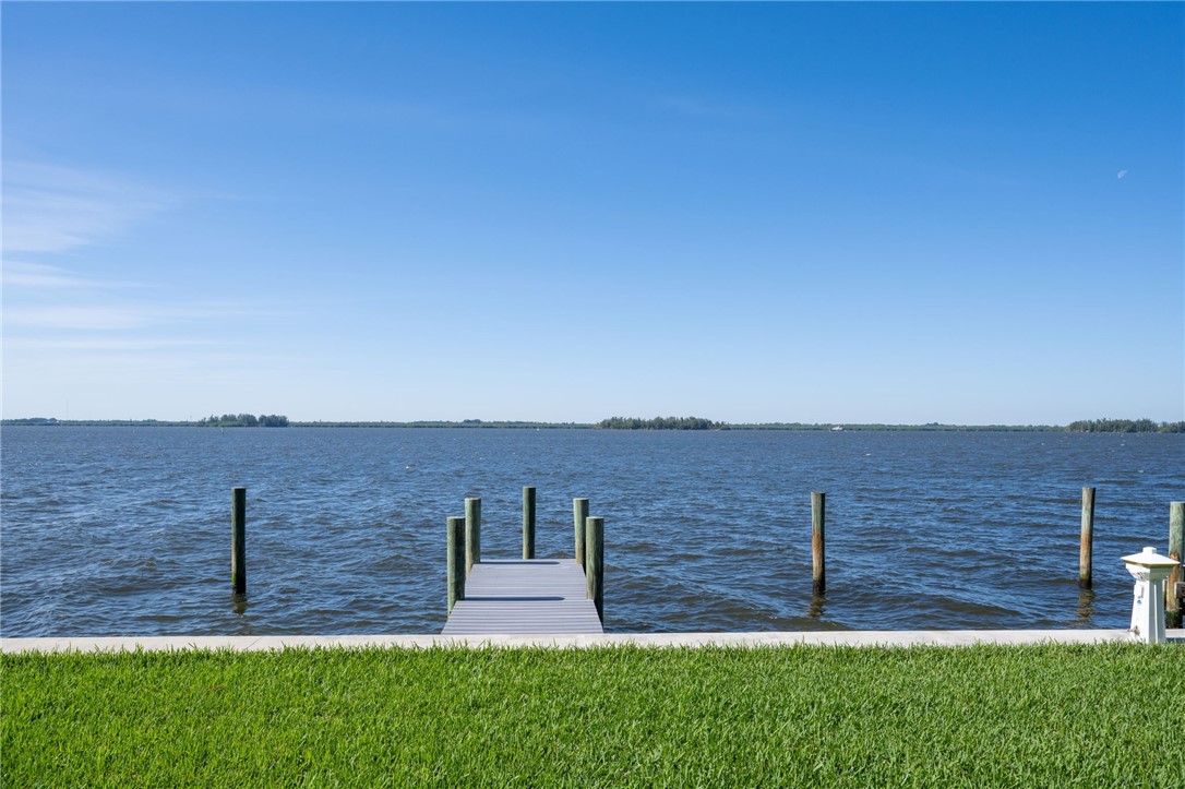 1001 Bay Road, Unit 208C Vero Beach, FL 32963 - Photo 3 of 36