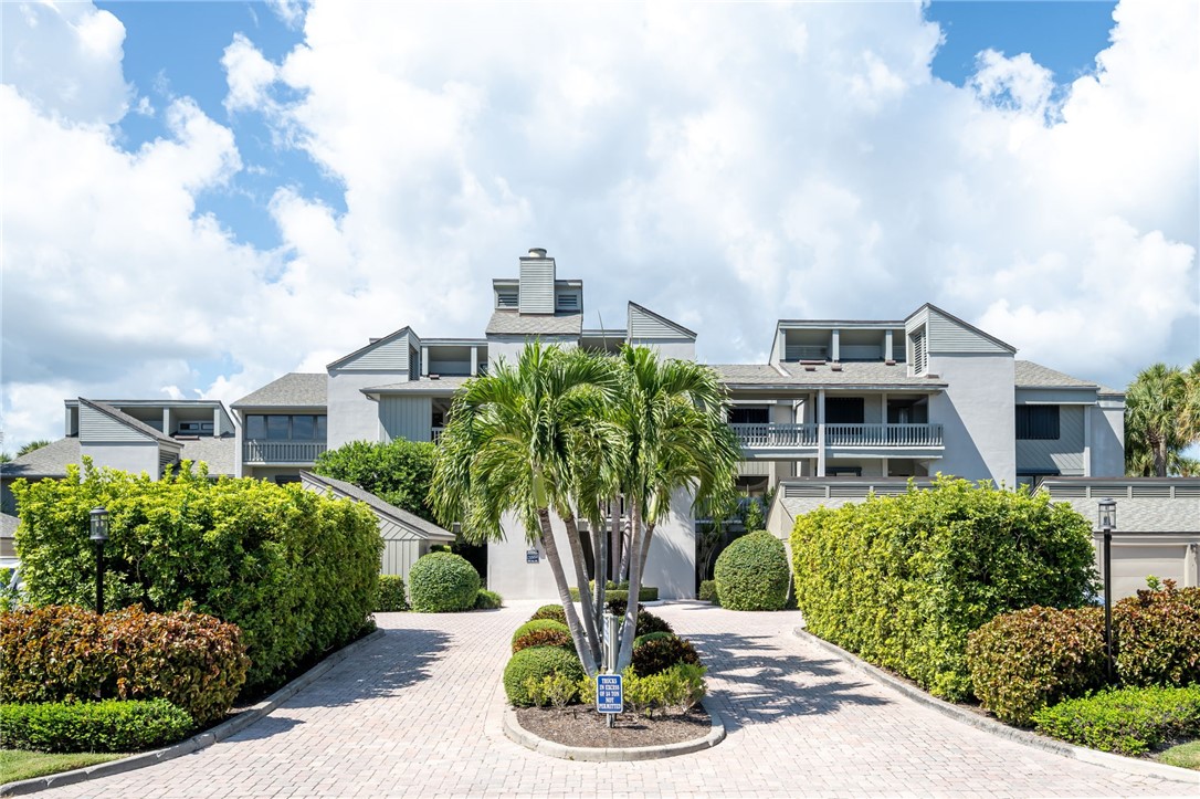 1001 Bay Road, Unit 208C Vero Beach, FL 32963 - Photo 4 of 36