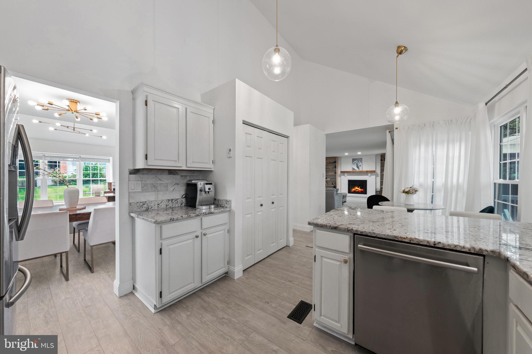 9030 Chestnut Ridge Road Fairfax Station, VA 22039 - Photo 10 of 48