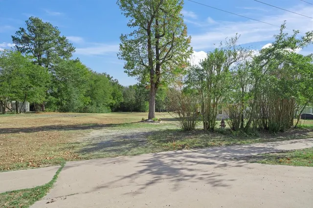 $250,000 | 838 West Quitman Street, Emory, TX 75440