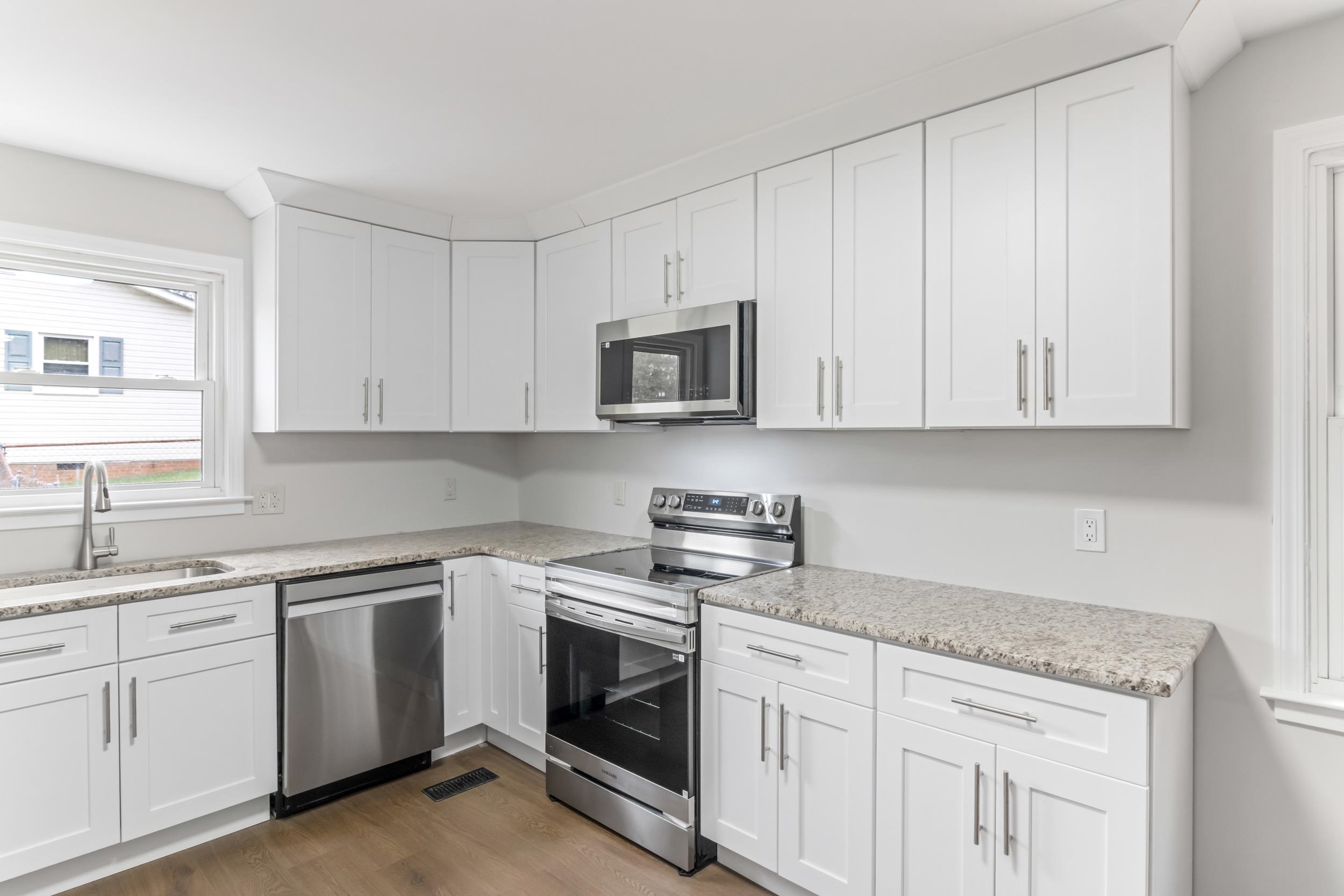 148 Southland Avenue Boiling Springs, SC 29316 - Photo 12 of 38