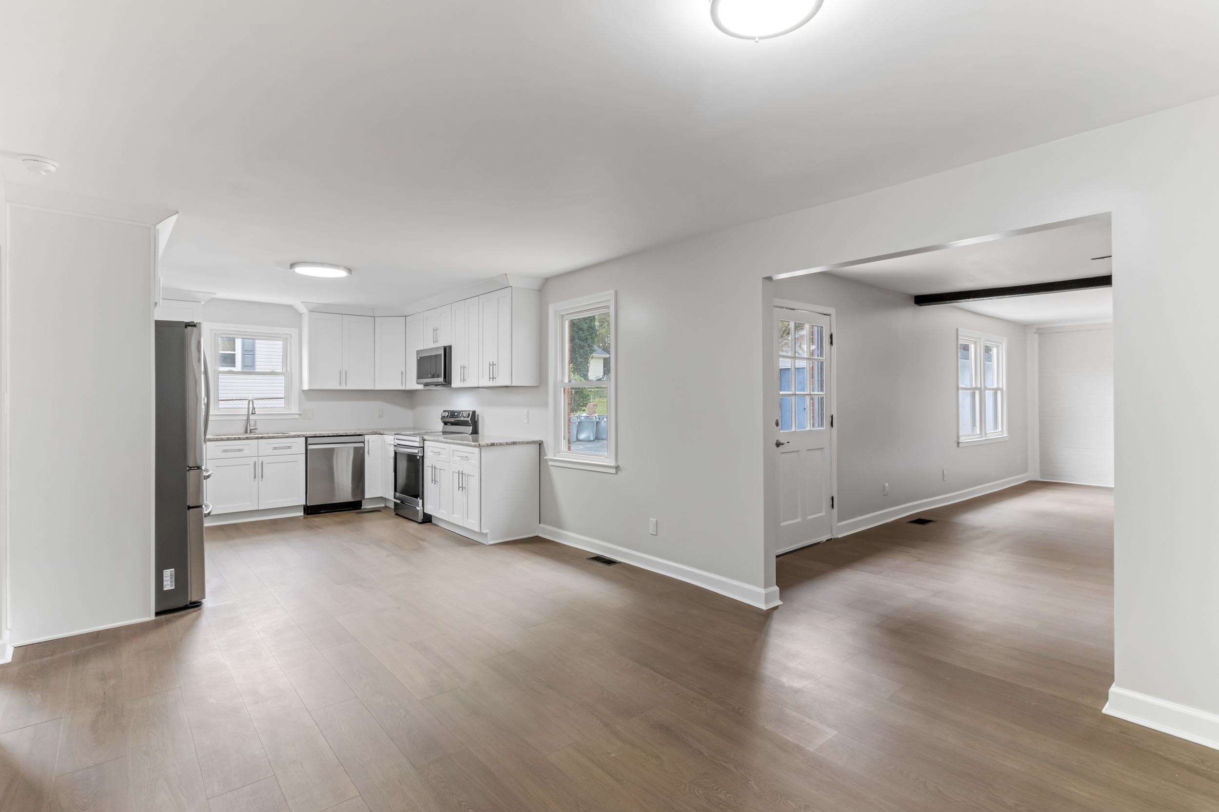 148 Southland Avenue Boiling Springs, SC 29316 - Photo 9 of 38