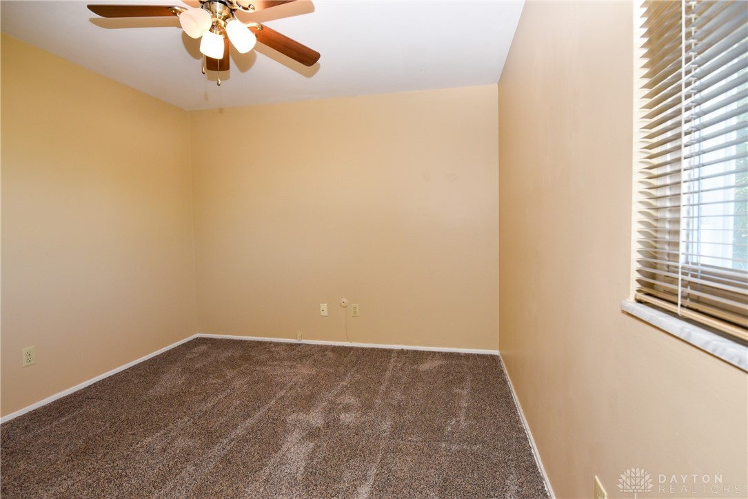 6807 Alter Road Huber Heights, OH 45424 - Photo 43 of 83