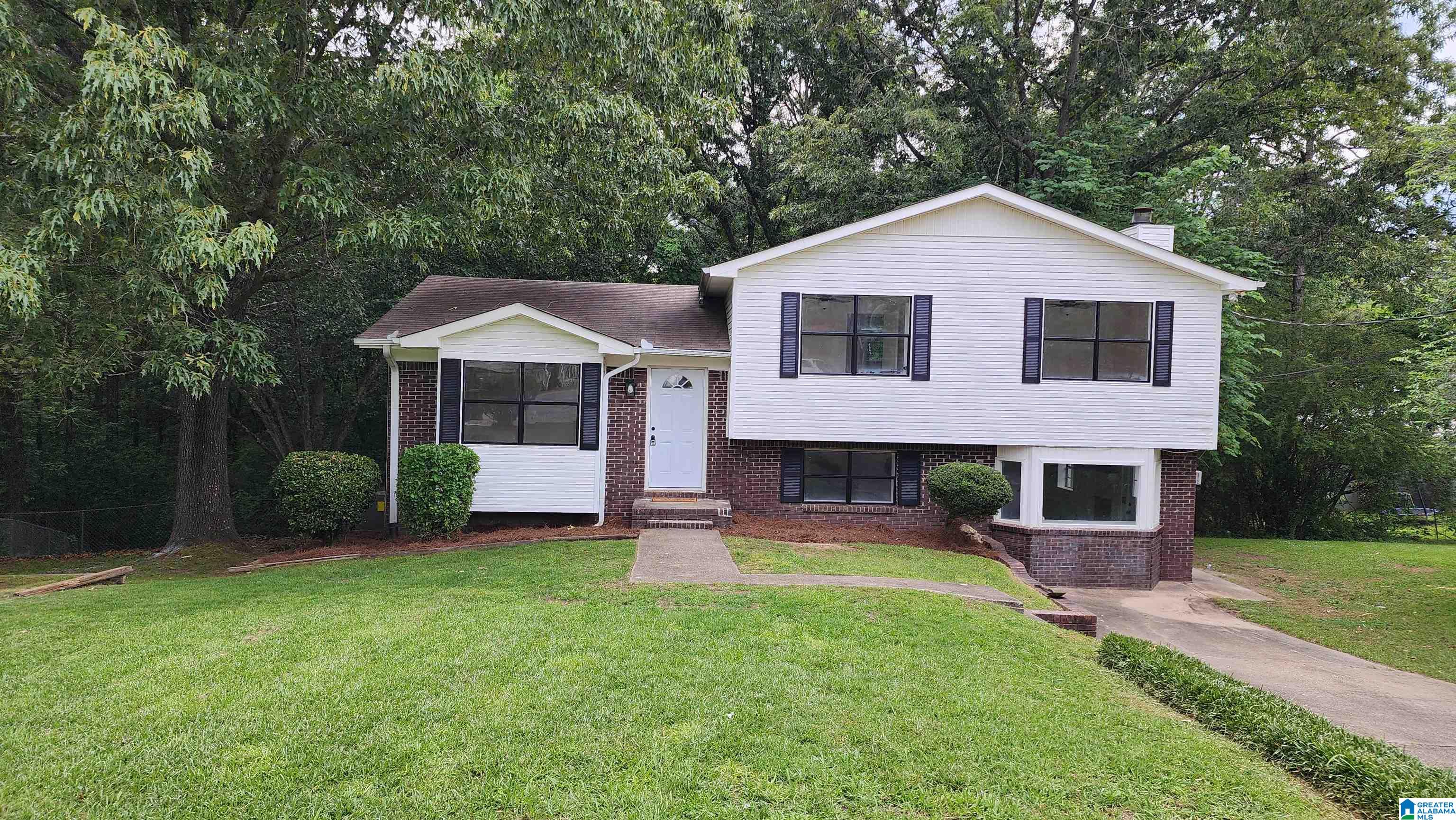 5866 Pendleton Circle Pinson, AL 35126 - Photo 1 of 25