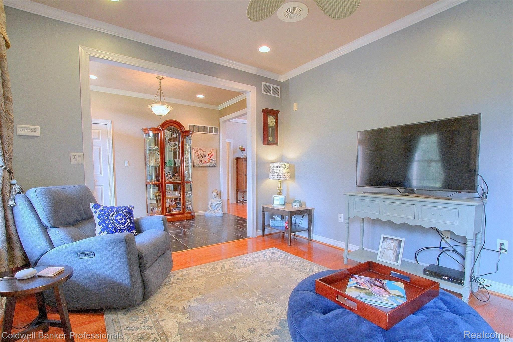 44100 Judd Road Belleville, MI 48111 - Photo 8 of 41 8-Living Room 2nd View.jpg