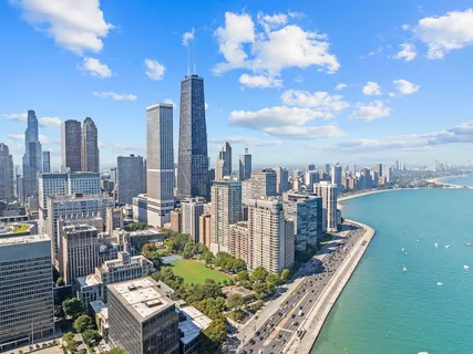 $1,810,000 | 270 East Pearson Street, Unit 101, Chicago, IL 60611
