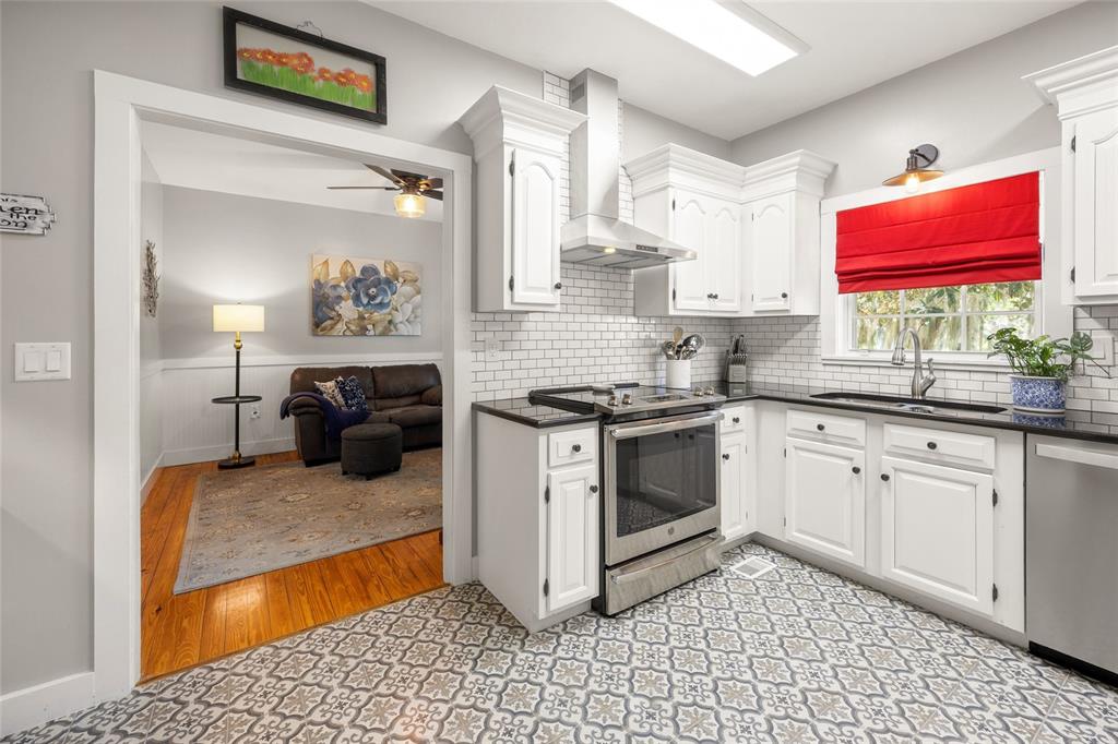 6100 Ave F McIntosh, FL 32664 - Photo 11 of 40