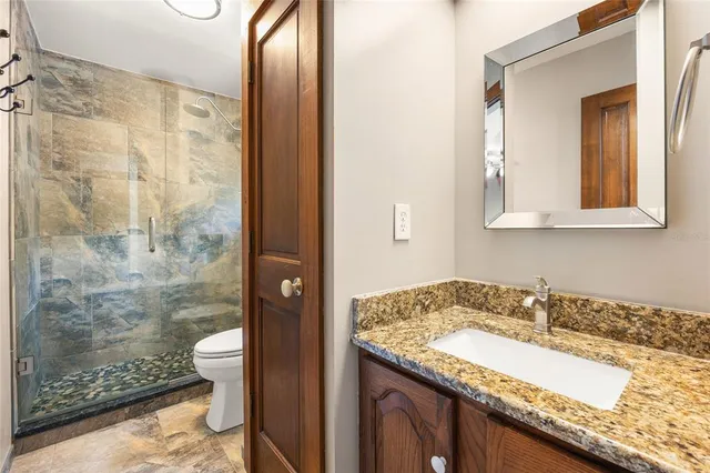 $460,000 | 6100 Ave F, McIntosh, FL 32664