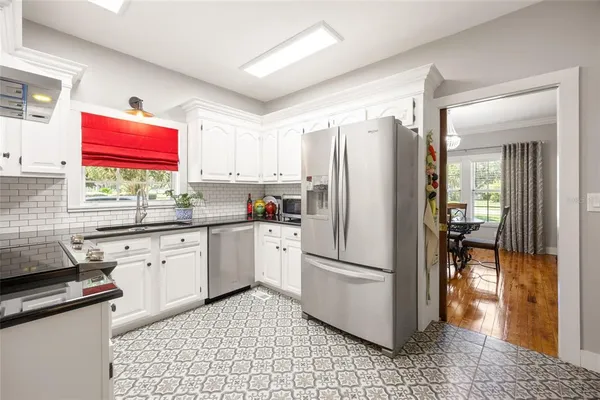 $449,000 | 6100 Ave F, McIntosh, FL 32664