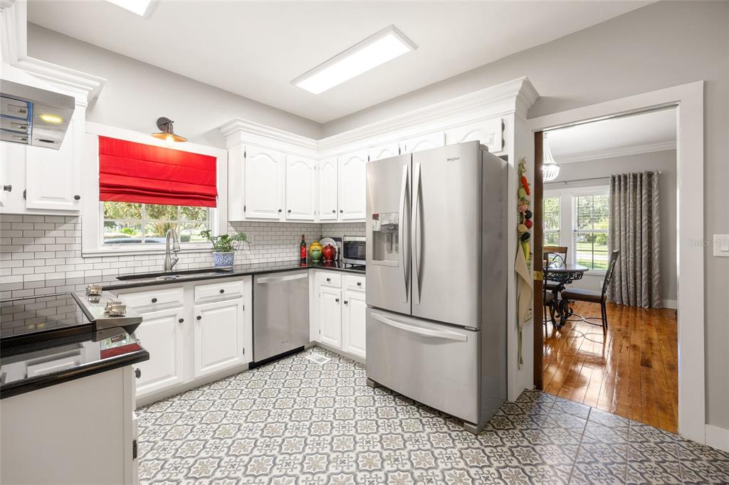 6100 Ave F McIntosh, FL 32664 - Photo 8 of 40