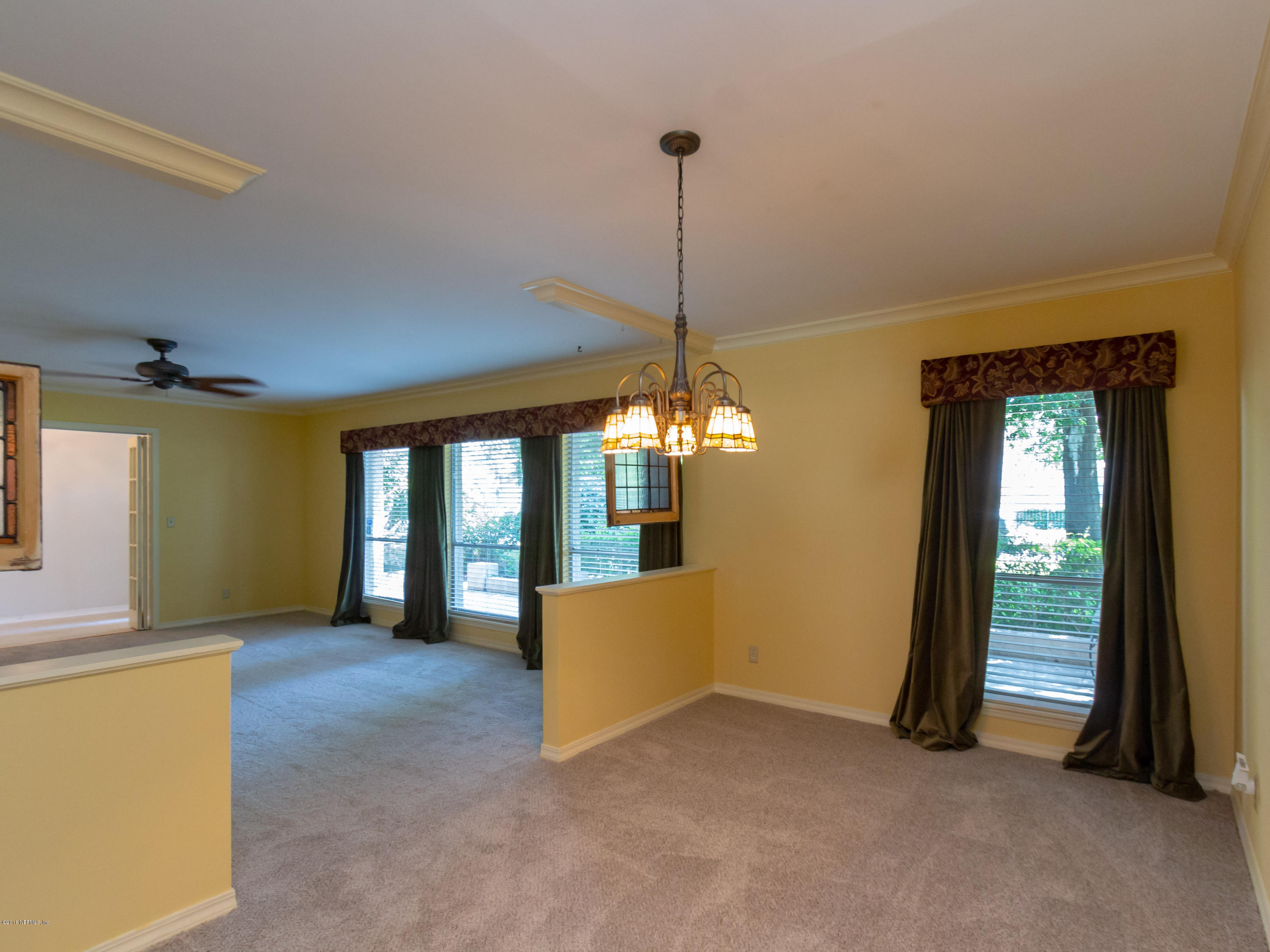 4318 Confederate Point Road Jacksonville, FL 32210 - Photo 17 of 55 Dining Room View 2