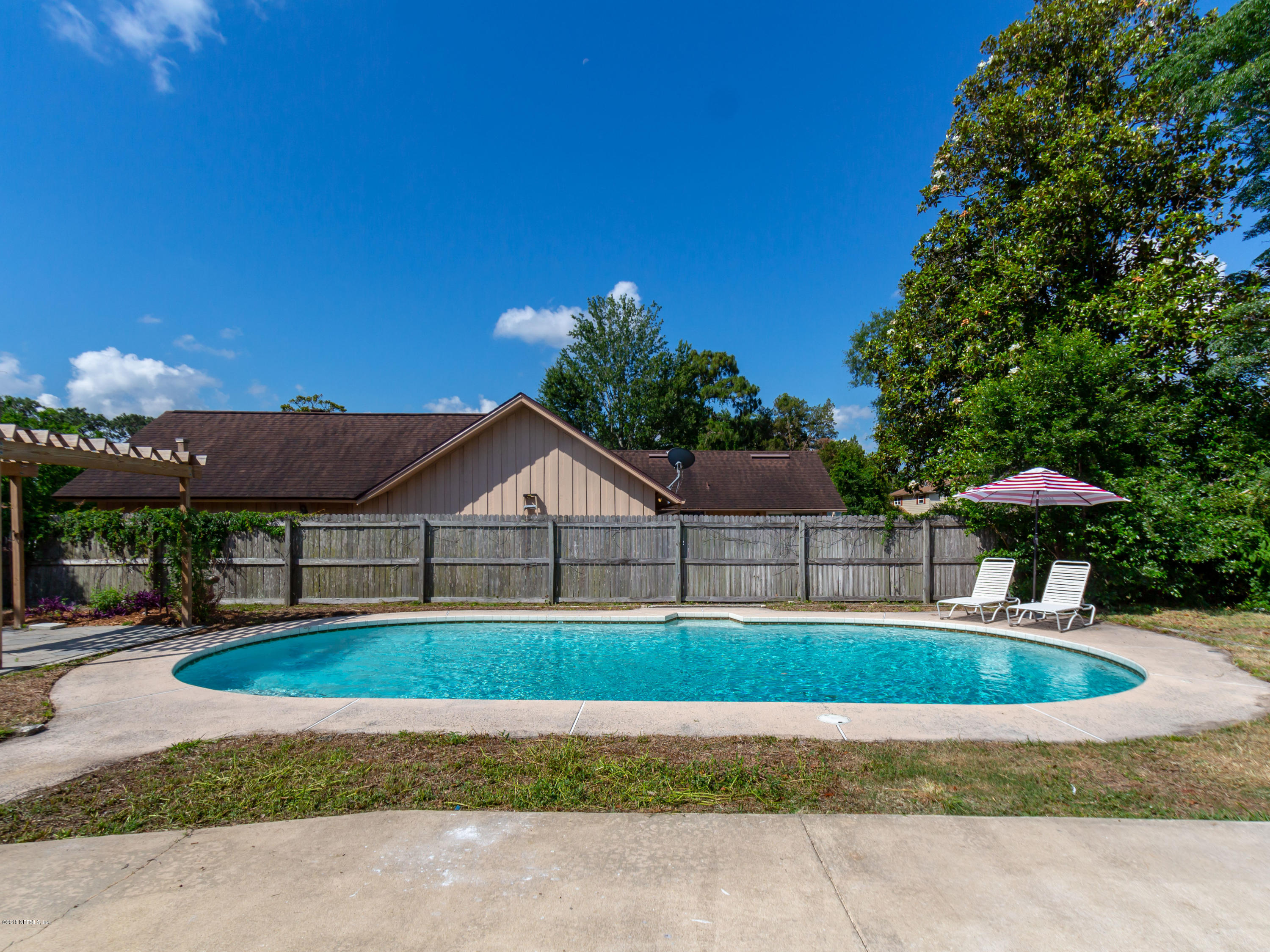 4318 Confederate Point Road Jacksonville, FL 32210 - Photo 45 of 55 Patio and Pool View 2