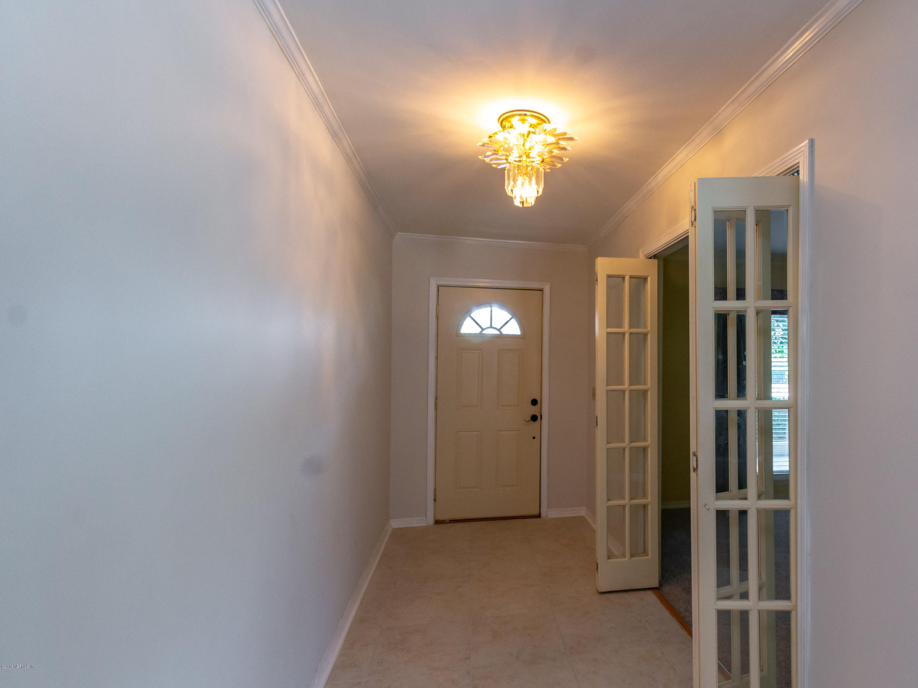 4318 Confederate Point Road Jacksonville, FL 32210 - Photo 10 of 55 Great entry foyer