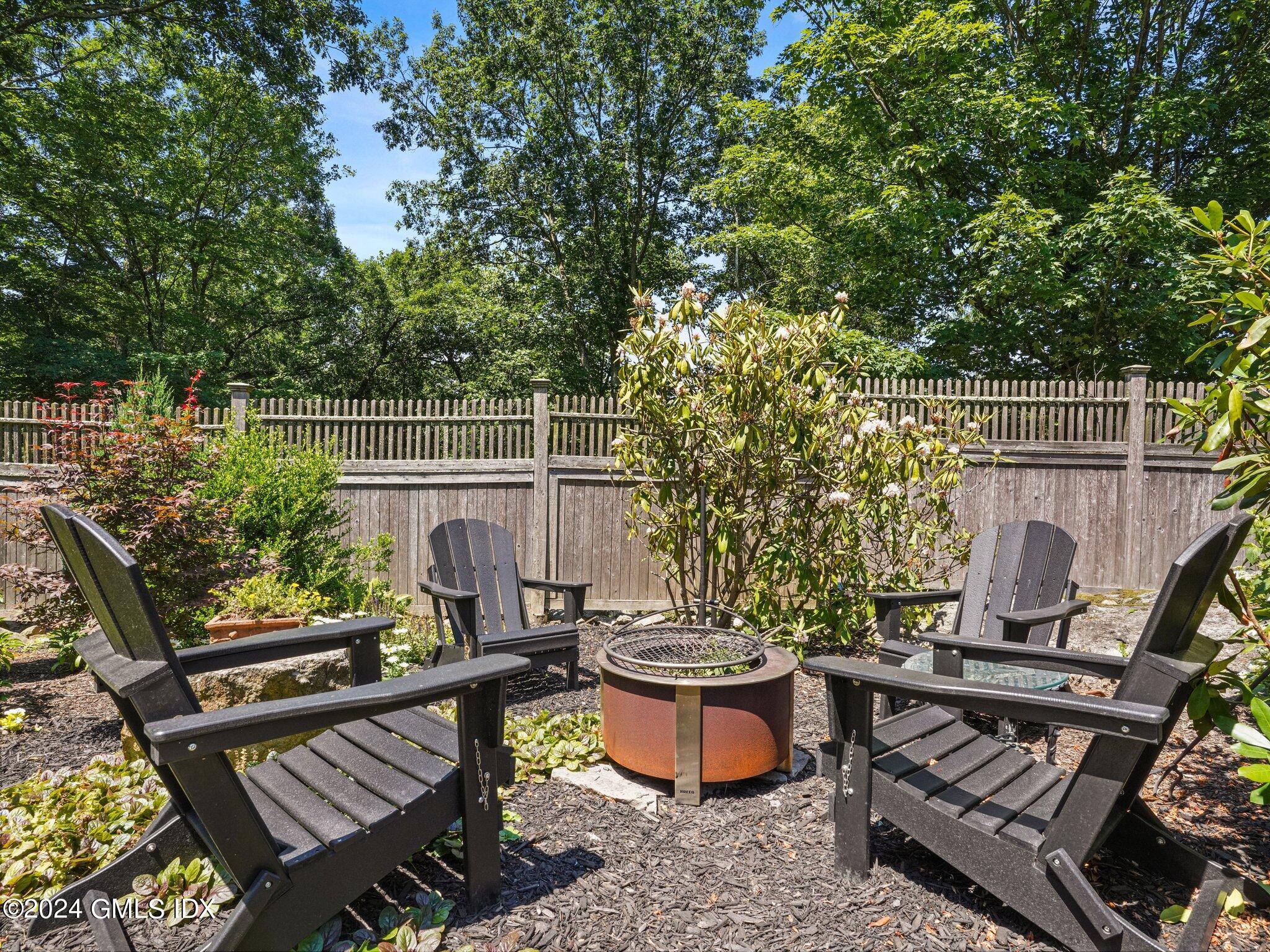 80 Porchuck Road Greenwich, CT 06831 - Photo 26 of 29 a view of a balcony with chairs