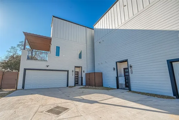 $3,000 | 1718 Hardy Street, Houston, TX 77026