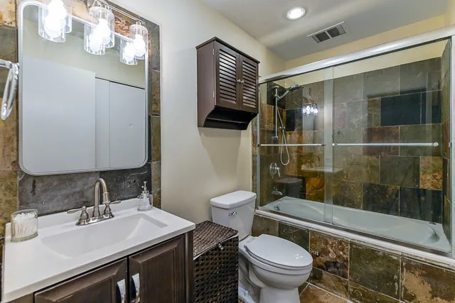 $2,800 | 780 South Federal Street, Unit 704, Chicago, IL 60605