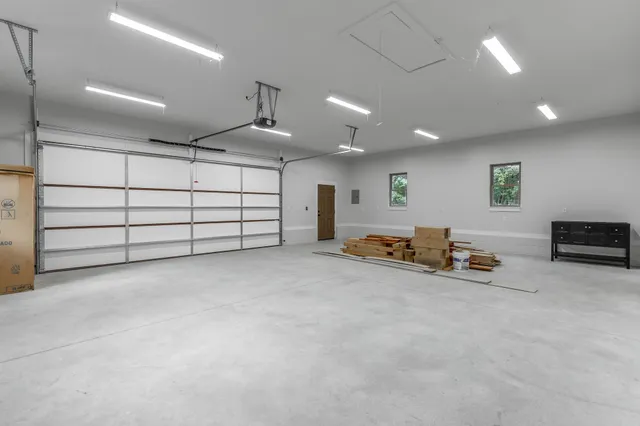 $1,299,000 | 220 High Point Lane, Jasper, TN 37347