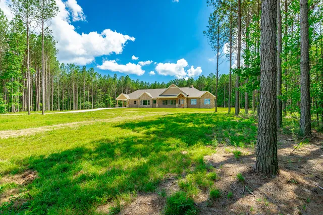 $1,299,000 | 220 High Point Lane, Jasper, TN 37347