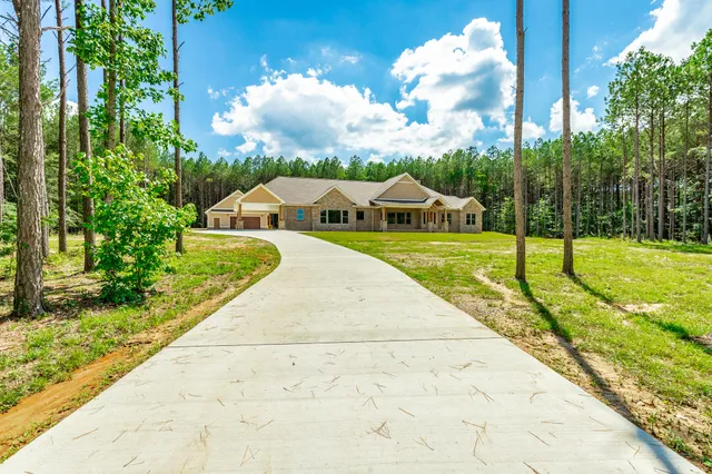 $1,299,000 | 220 High Point Lane, Jasper, TN 37347