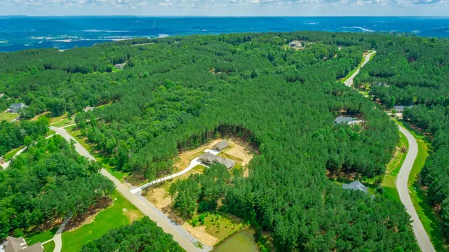 $1,299,000 | 220 High Point Lane, Jasper, TN 37347