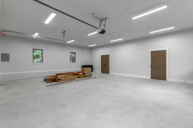 $1,299,000 | 220 High Point Lane, Jasper, TN 37347