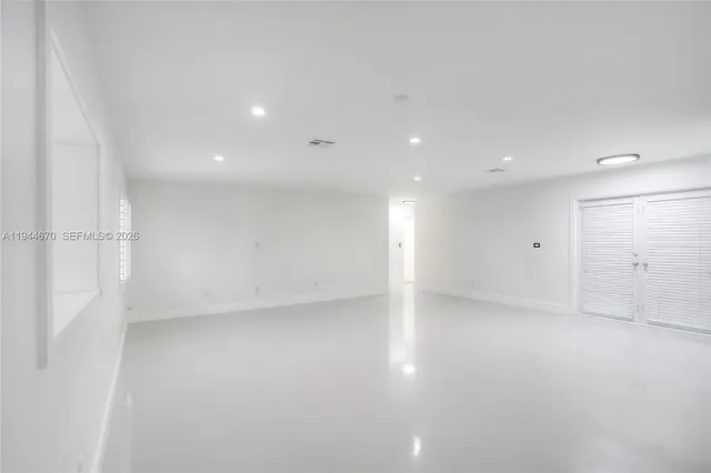 a view of empty room