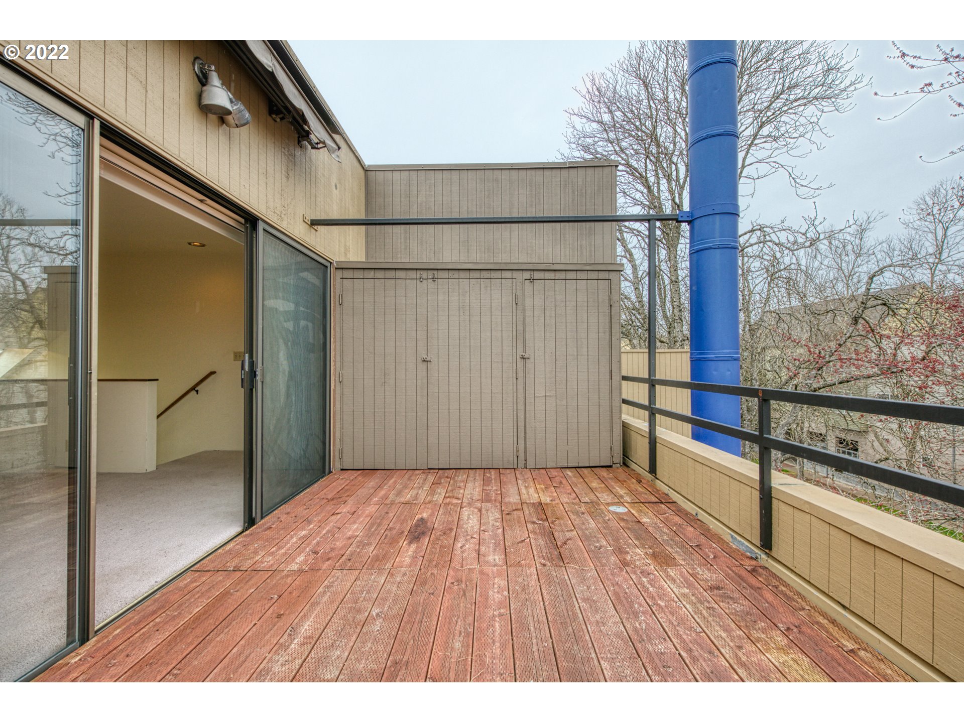 974 Lincoln Street Eugene, OR 97401 - Photo 23 of 32 a view of wooden floor in a bathroom