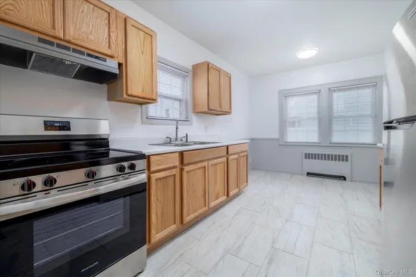 $3,500 | 21 Twin Lawns Avenue, Hicksville, NY 11801