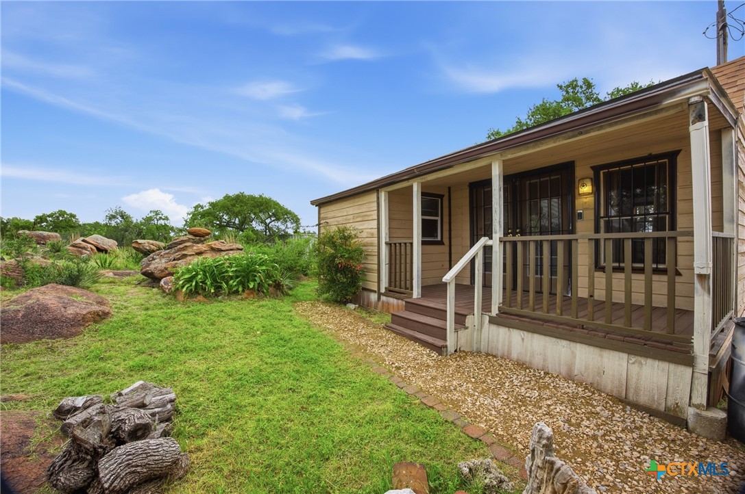 104 Ridge Road Burnet, TX 78611 - Photo 15 of 29