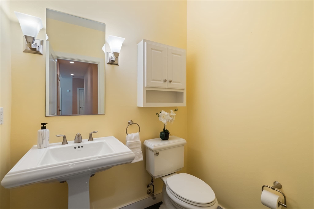 48 Summit Road, Unit 9 Belmont, MA 02478 - Photo 9 of 22