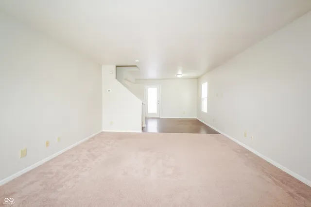 $1,660 | 1330 Central Park Drive, Shelbyville, IN 46176