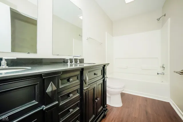 $1,660 | 1330 Central Park Drive, Shelbyville, IN 46176