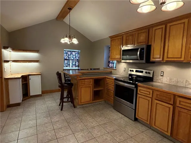 $289,900 | 14913 County Road 457, Amazonia, MO 64421