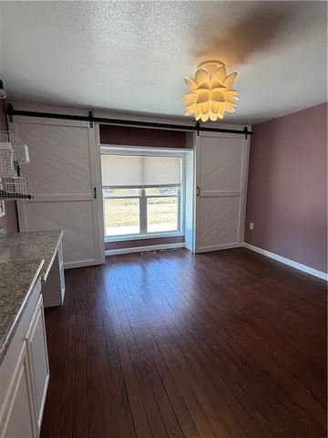 $289,900 | 14913 County Road 457, Amazonia, MO 64421