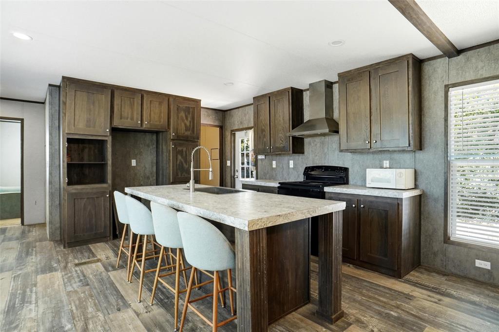 1279 Ham Bates Road Whitesboro, TX 76273 - Photo 4 of 16 Gallery Image 4