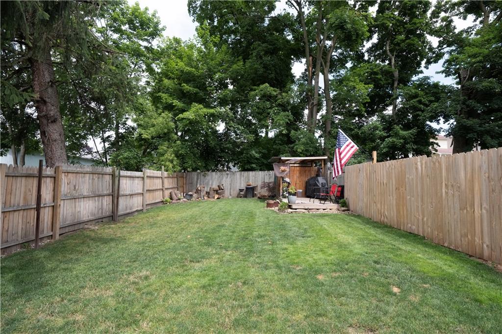520 Jackson Street Rochester, PA 15074 - Photo 16 of 18