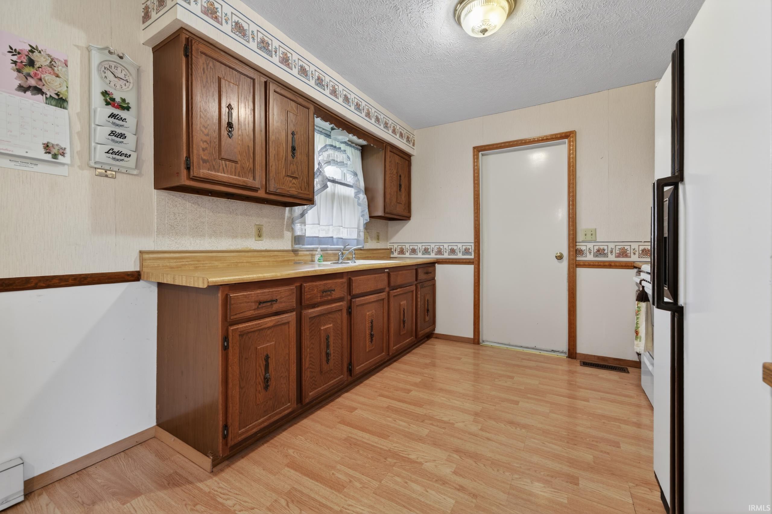 1503 South Goyer Road Kokomo, IN 46902 - Photo 4 of 19