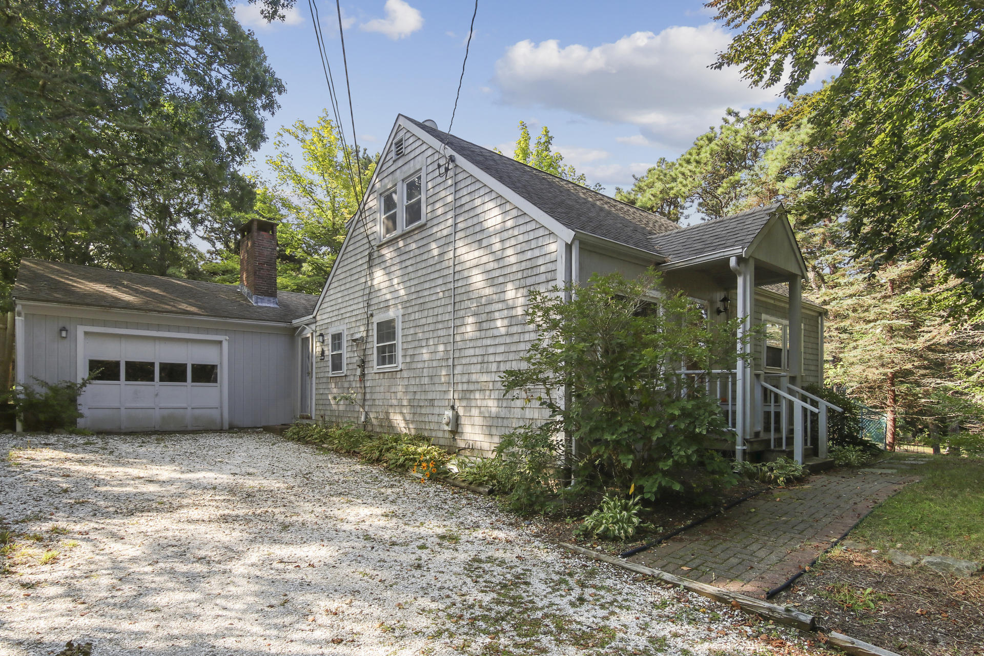 45 Great Oak Road Orleans, MA 02653 - Photo 2 of 29 Side View/Garage