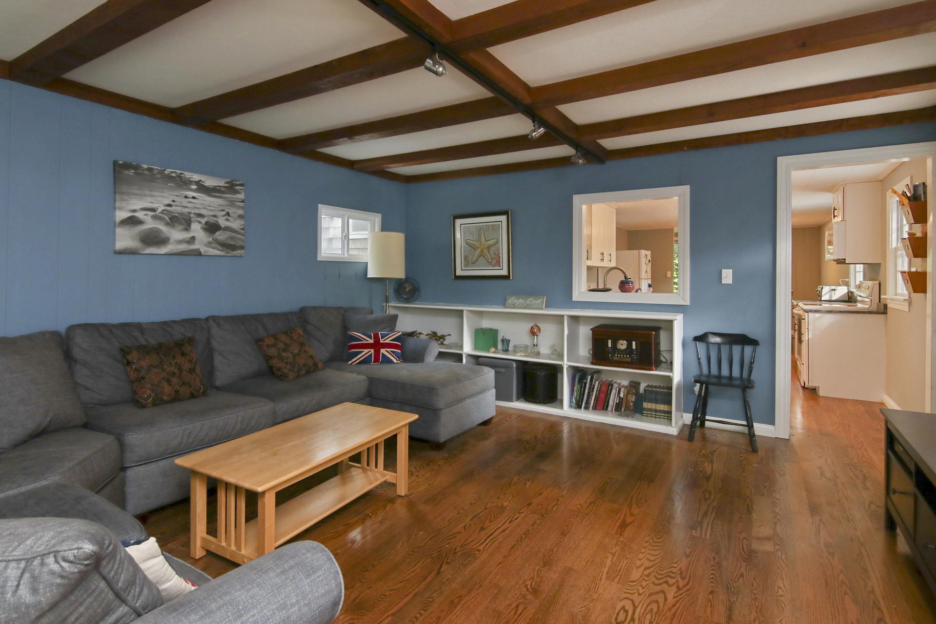 45 Great Oak Road Orleans, MA 02653 - Photo 4 of 29 Living Rm 2