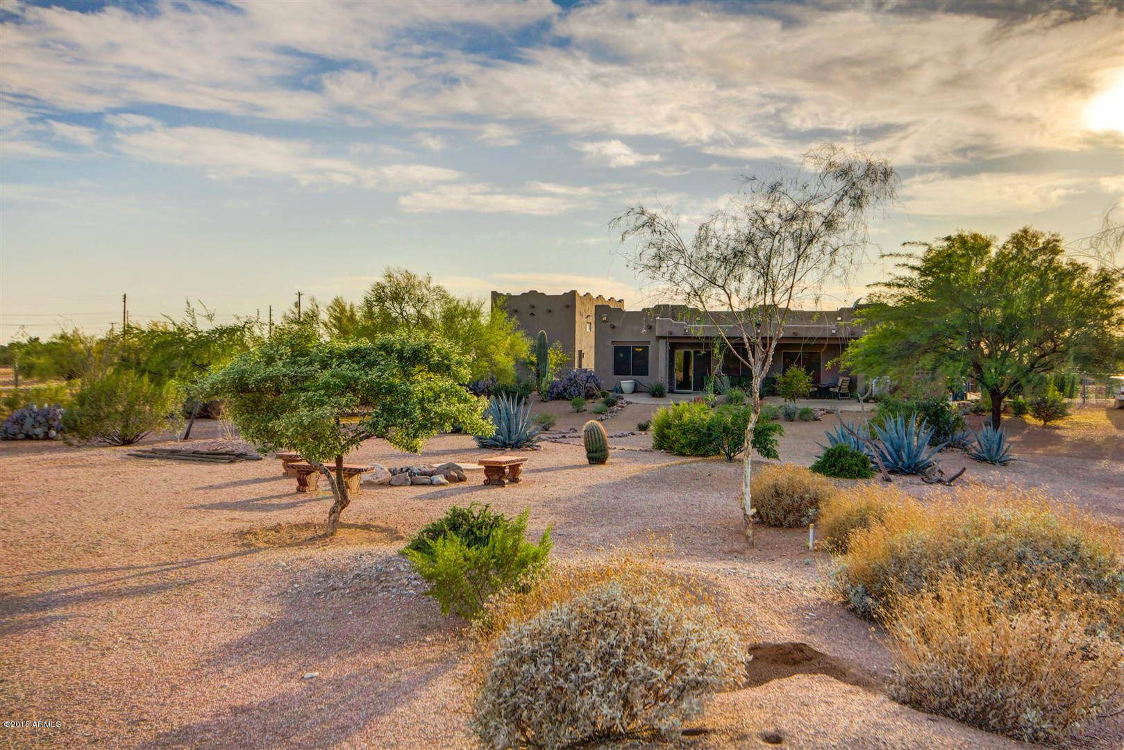 975 North Vista Road Apache Junction, AZ 85119 - Photo 23 of 29 Backyard