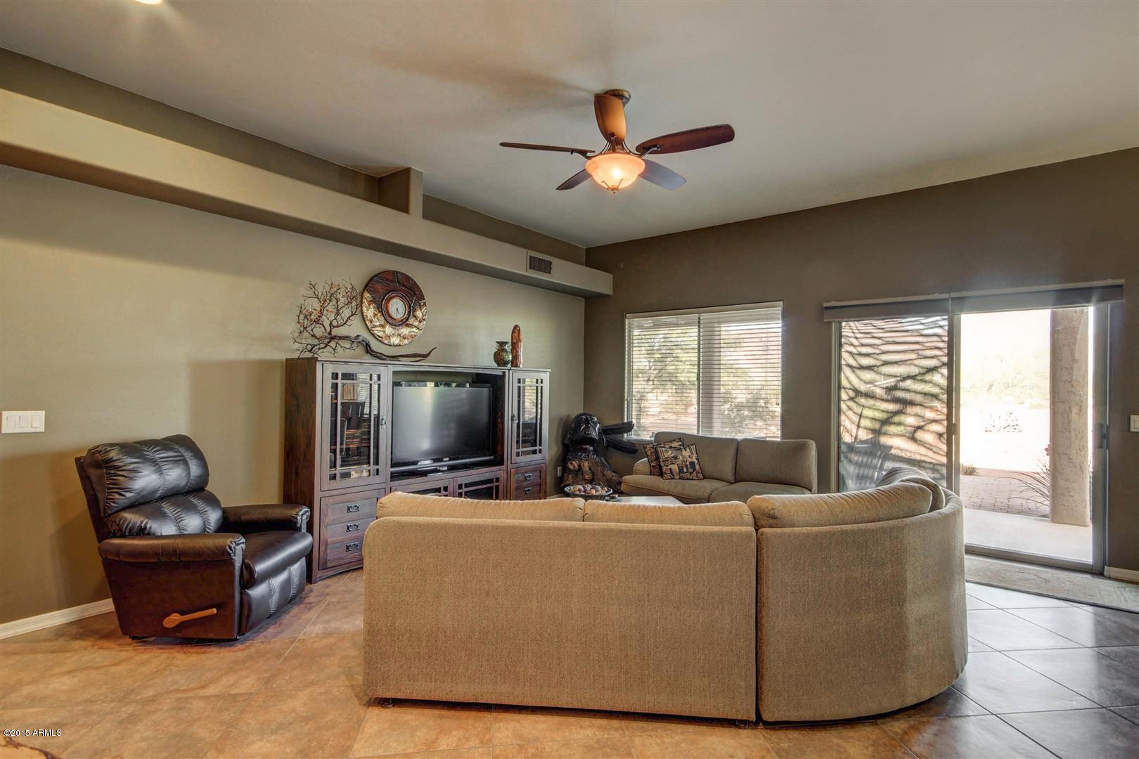 975 North Vista Road Apache Junction, AZ 85119 - Photo 5 of 29 Great Room