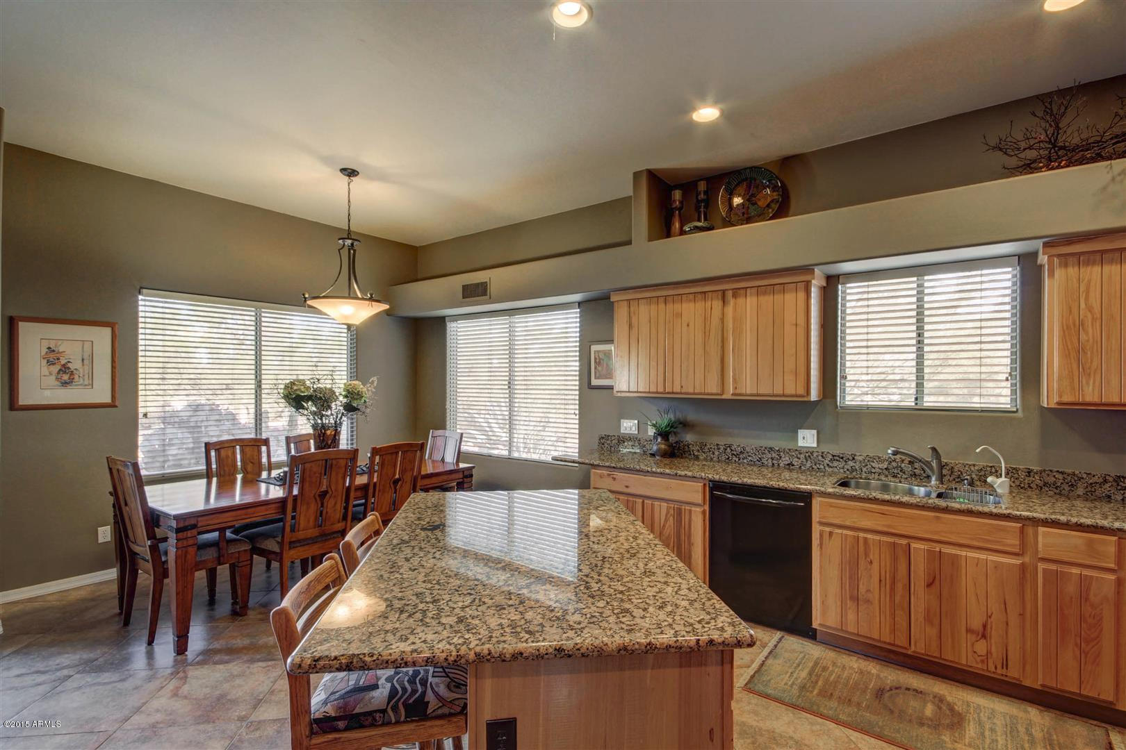 975 North Vista Road Apache Junction, AZ 85119 - Photo 6 of 29 Kitchen