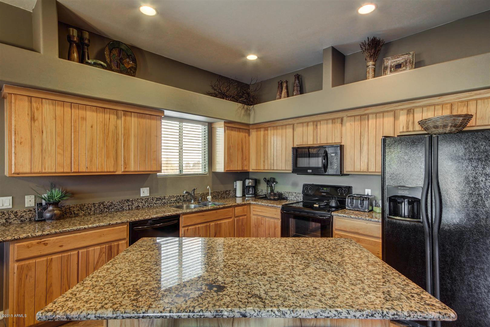 975 North Vista Road Apache Junction, AZ 85119 - Photo 7 of 29 Kitchen