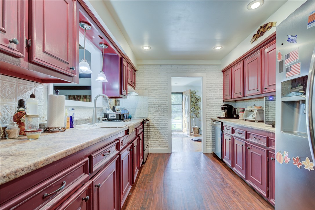 117 Bulgarmarsh Road Tiverton, RI 02878 - Photo 12 of 41