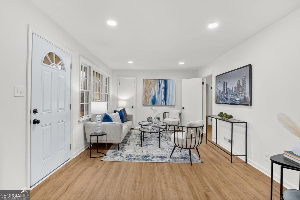 1068 Willivee Drive Decatur, GA 30033 - Photo 5 of 31