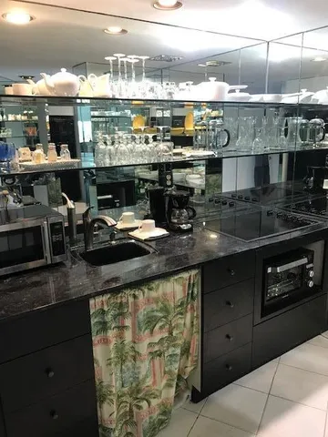 $250,000 | 2600 North Flagler Drive, Unit PH13, West Palm Beach, FL 33407